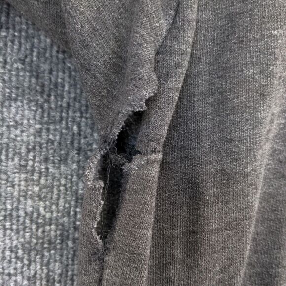 Case IH Men's International Harvester Hoodie Gray Medium Long Sleeve Pullover - Picture 12 of 16